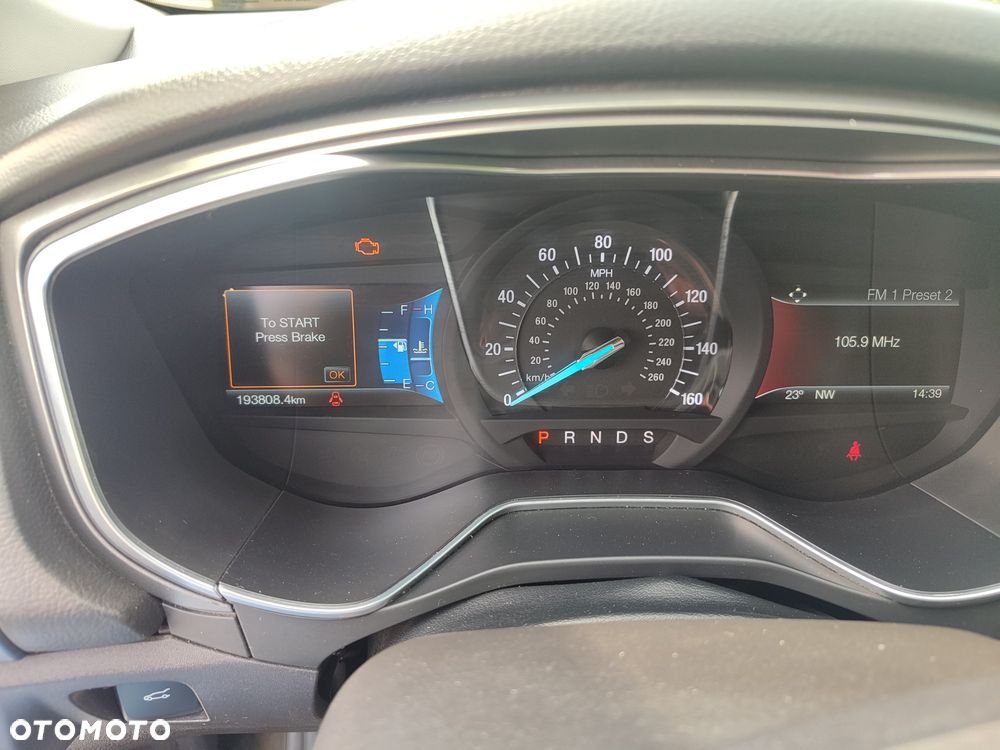 Ford Fusion - 8
