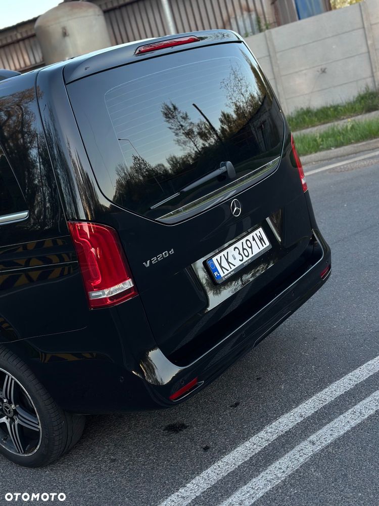 Mercedes-Benz Klasa V 220 d lang 9G-TRONIC Avantgarde - 6