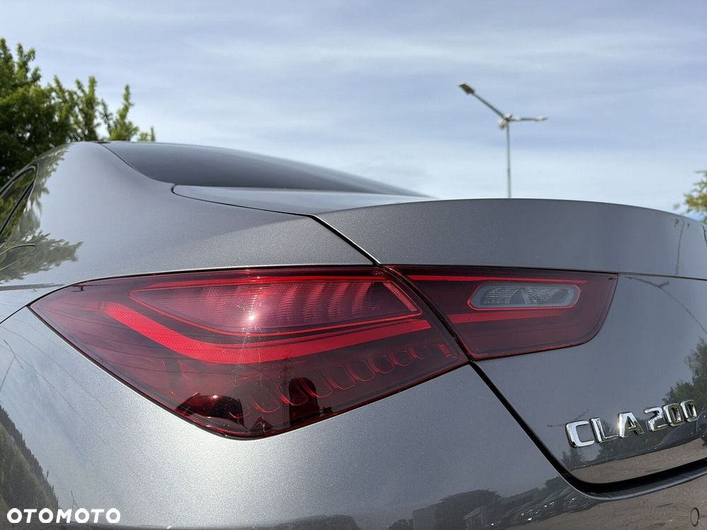 Mercedes-Benz CLA 200 AMG Line 7G-DCT - 12