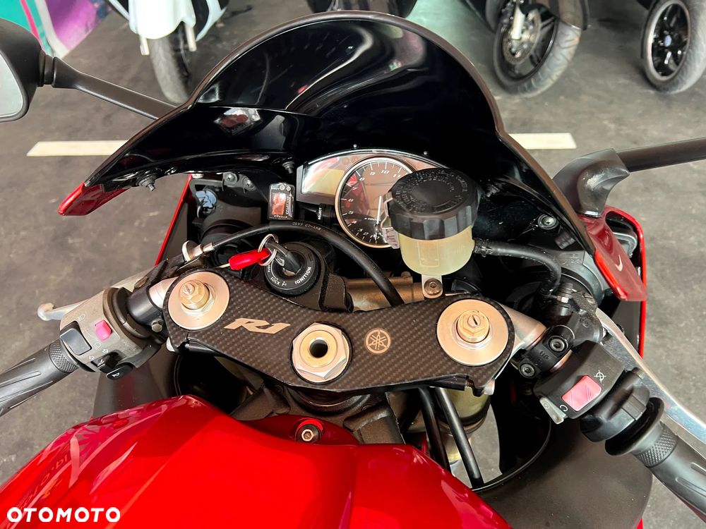 Yamaha YZF - 13