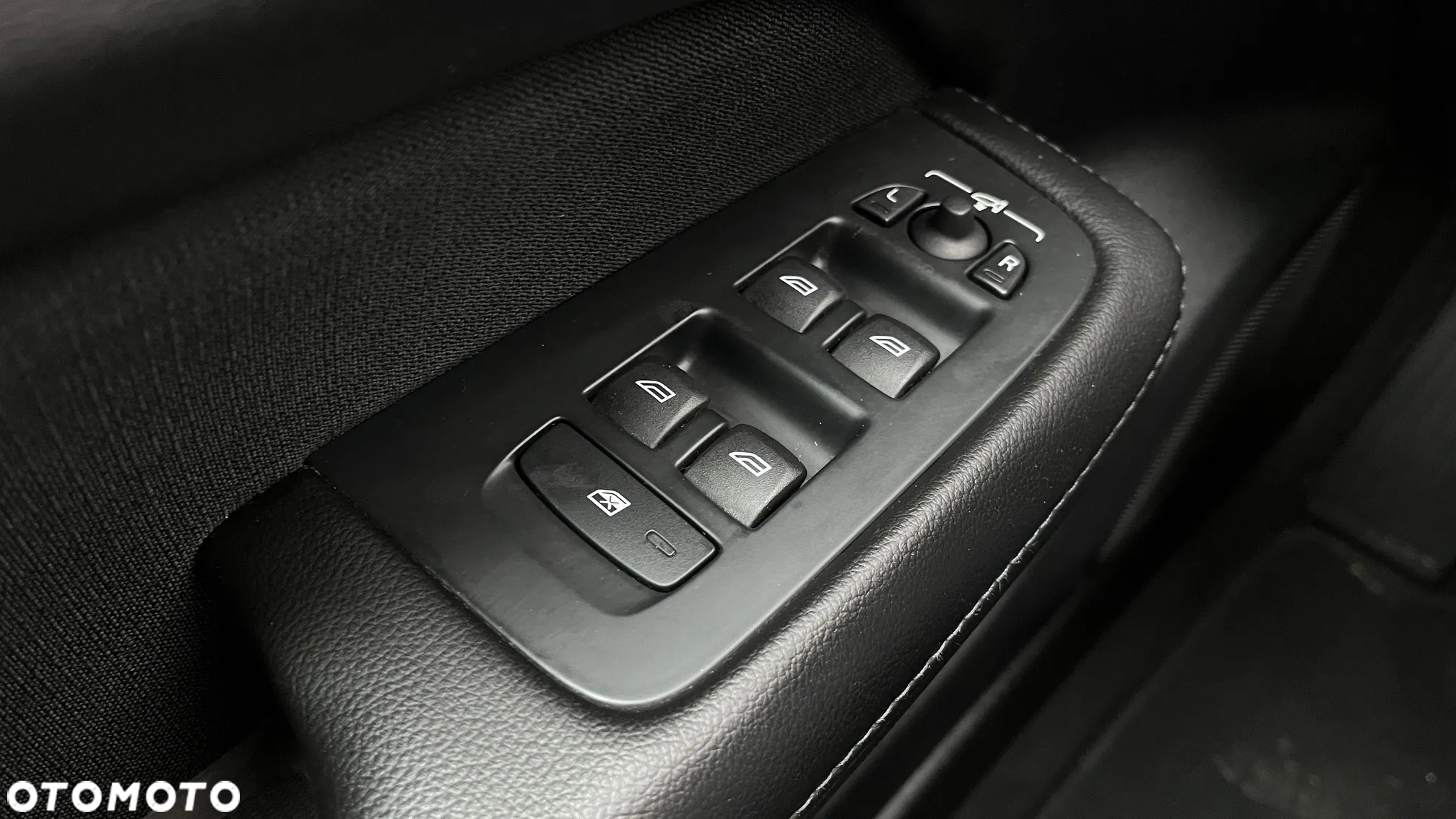 Volvo V60 D3 AWD Momentum - 11