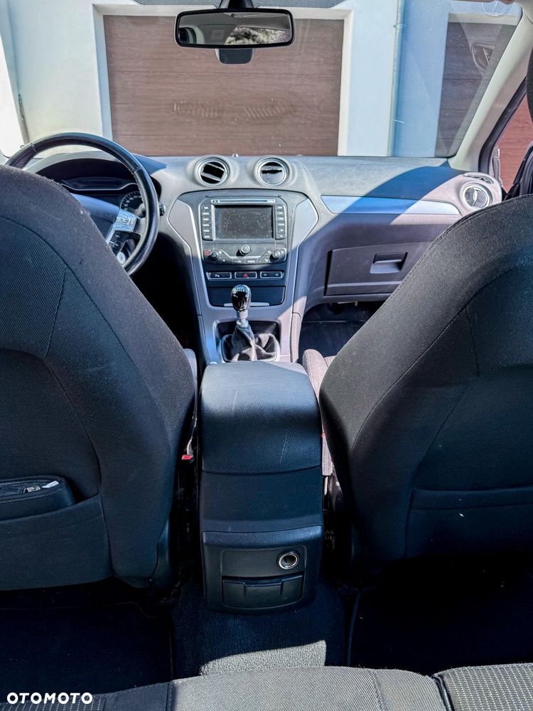 Ford Mondeo 2.2 TDCi Titanium - 16