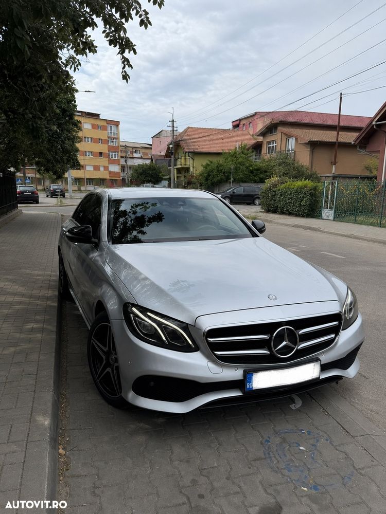 MERCEDES-BENZ Clasa E