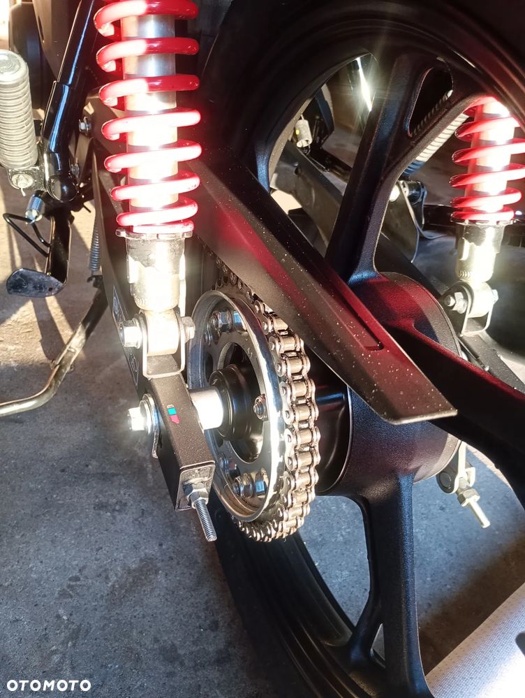 Honda CBF - 24