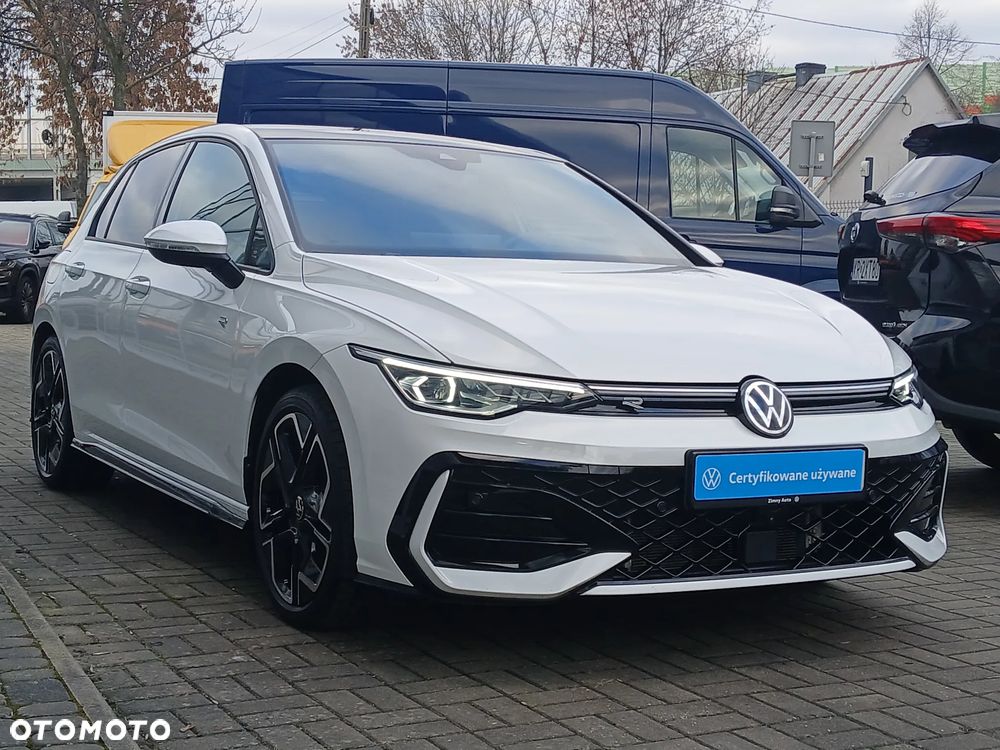 Volkswagen Golf 1.5 eTSI OPF DSG R-Line - 35