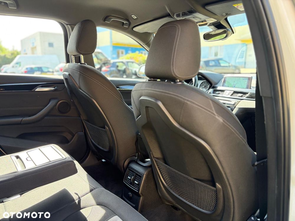 BMW X1 sDrive18d M Sport - 8