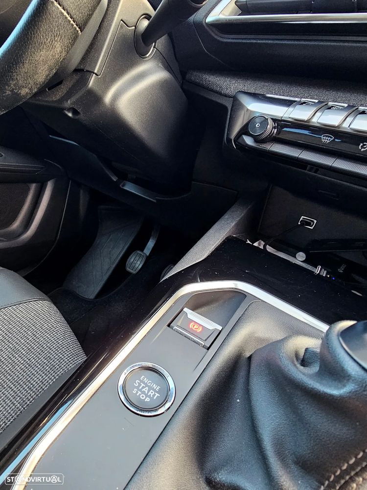 Peugeot 3008 BlueHDi 130 Stop & Start Allure - 22