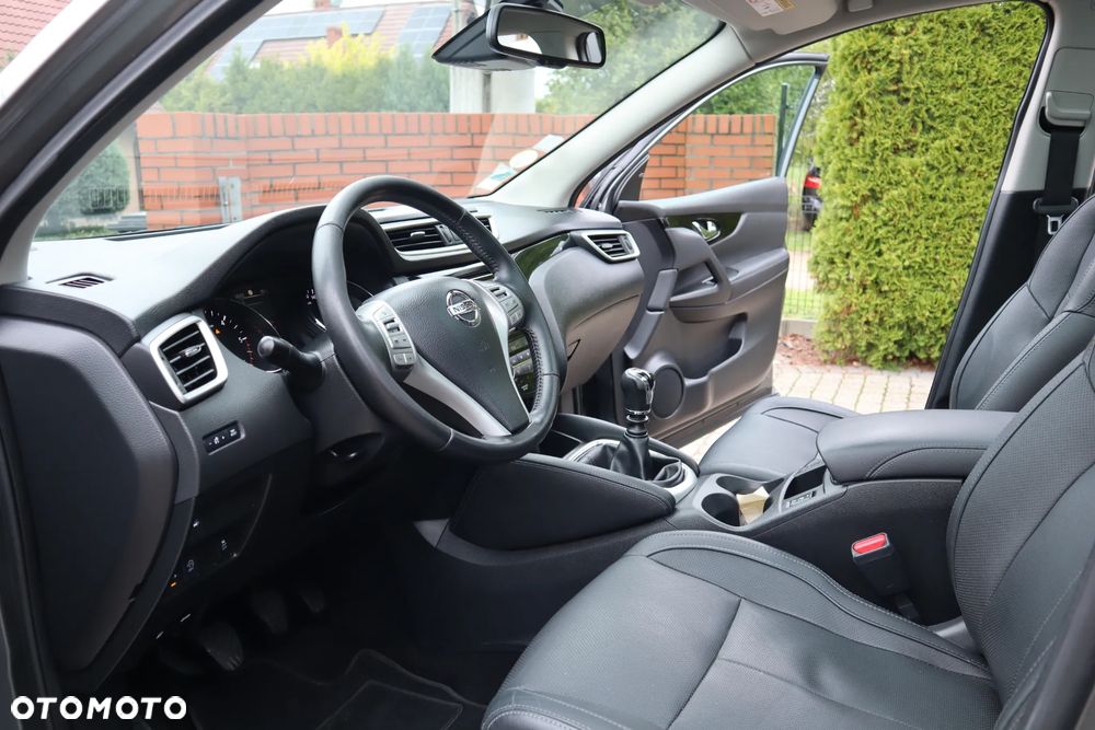 Nissan Qashqai 1.6 DCi Tekna EU6 - 10