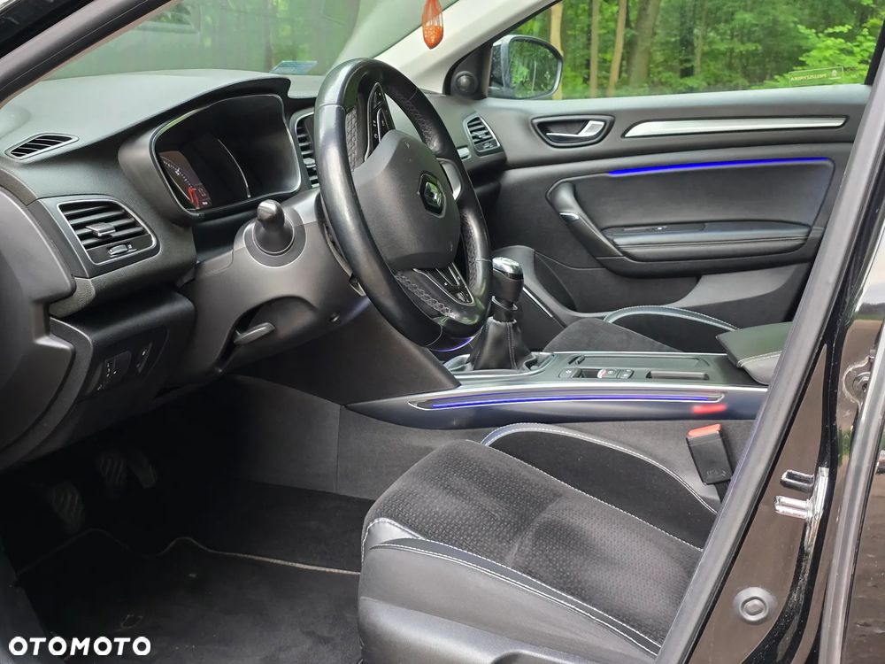 Renault Megane 1.3 TCe FAP Intens - 10