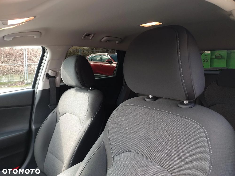 Hyundai i30 1.5 DPI Smart - 13