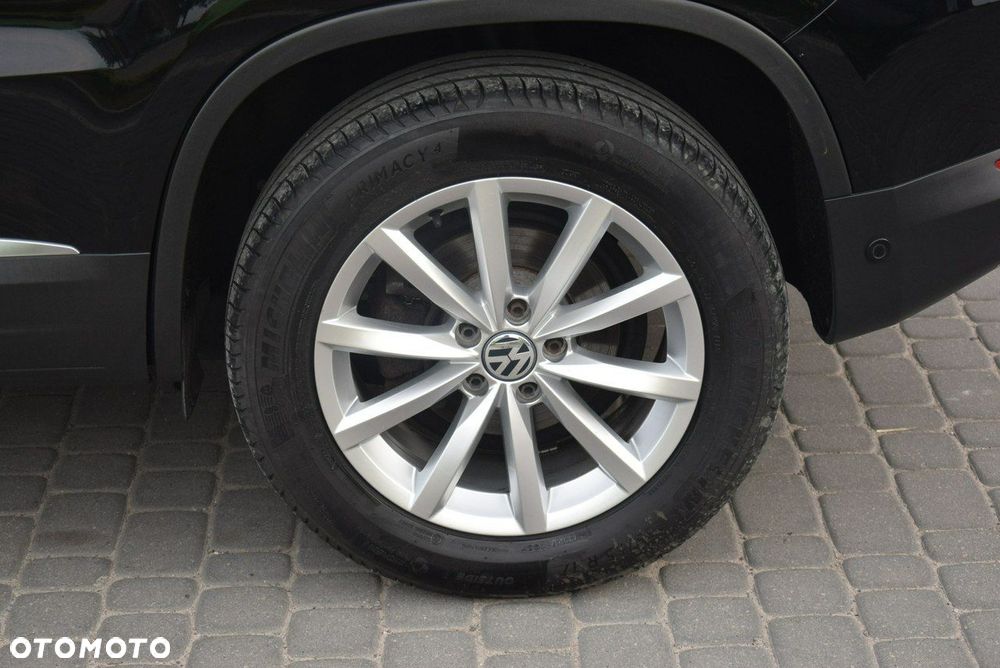 Volkswagen Tiguan - 9