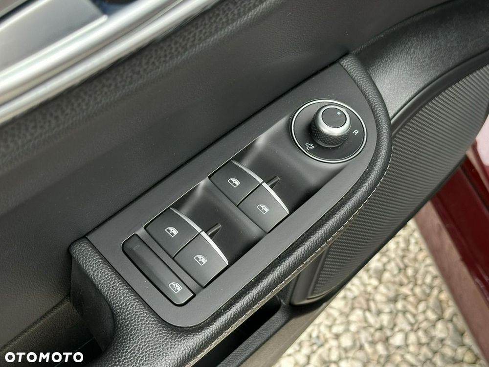 Alfa Romeo Giulia 2.0 Turbo 16V AT8 Super - 14