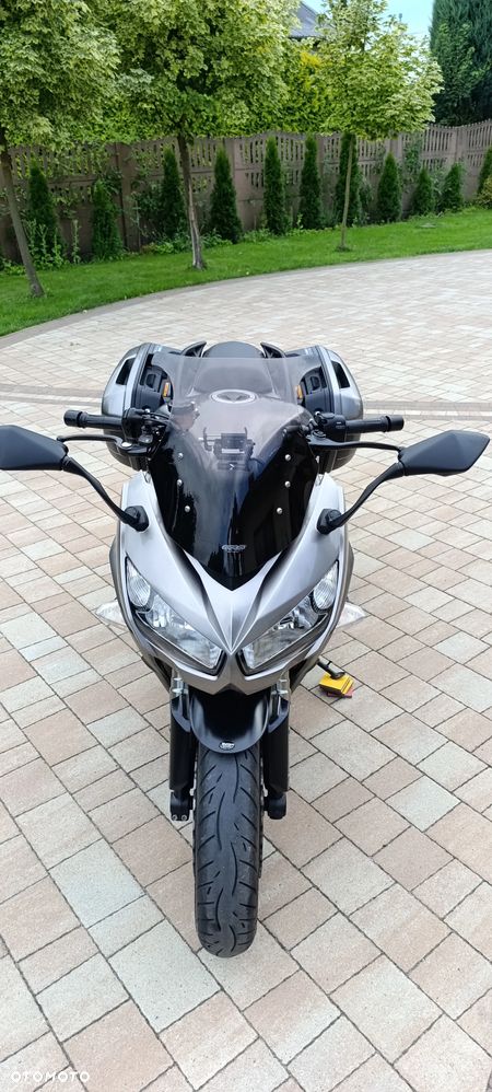 Kawasaki Ninja 1000 SX - 9