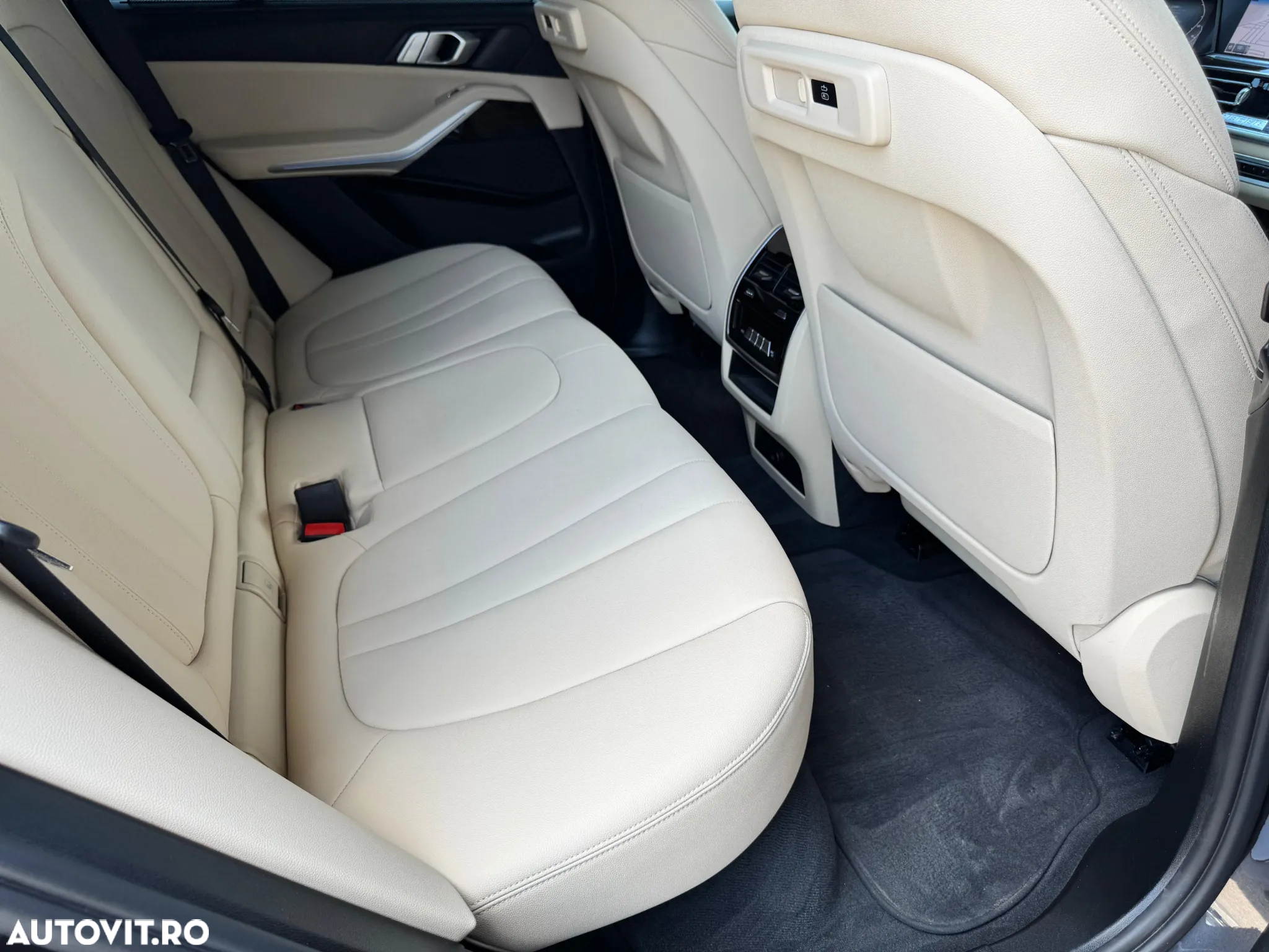 BMW X5 xDrive45e - 14