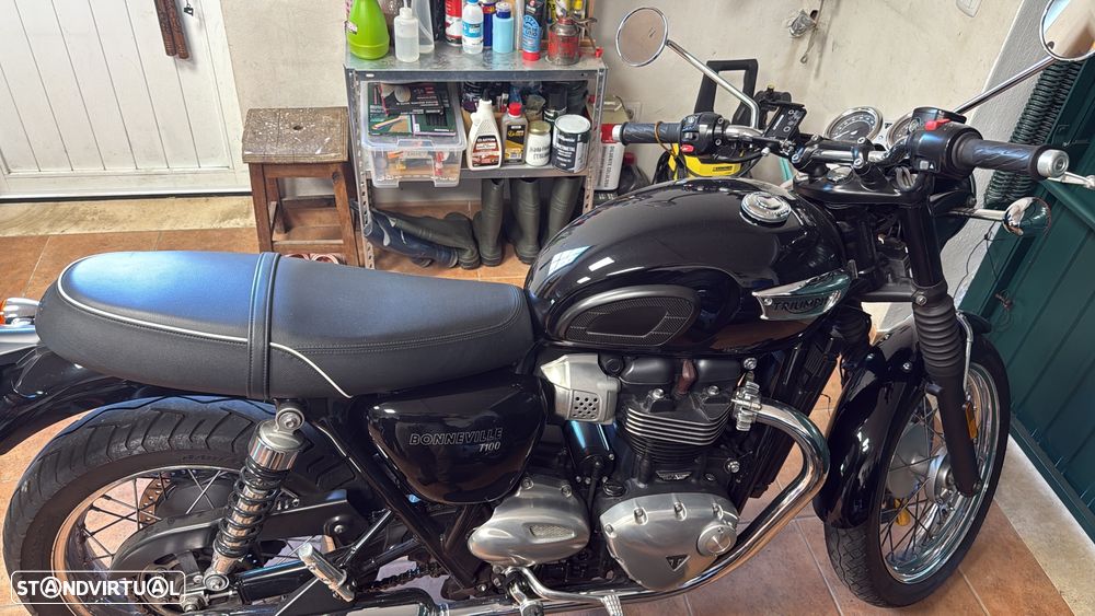 Triumph Bonneville T100 - 3