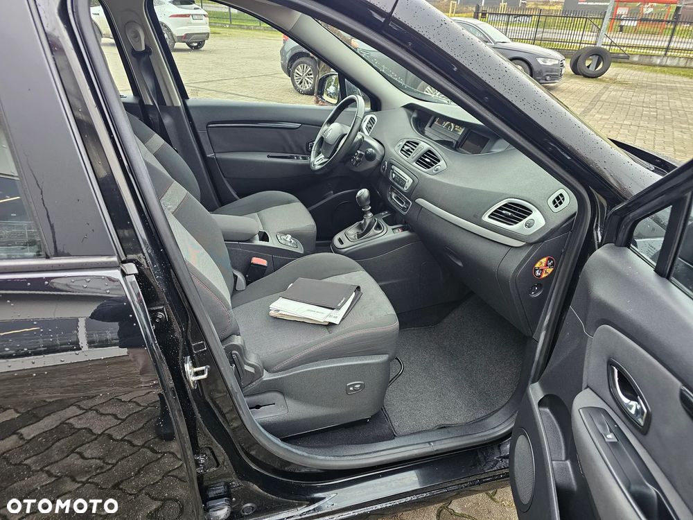Renault Scenic - 11