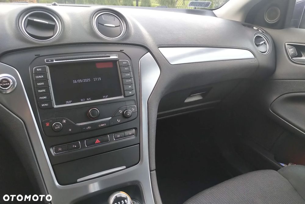 Ford Mondeo 1.6 TDCi Start-Stopp Titanium - 11