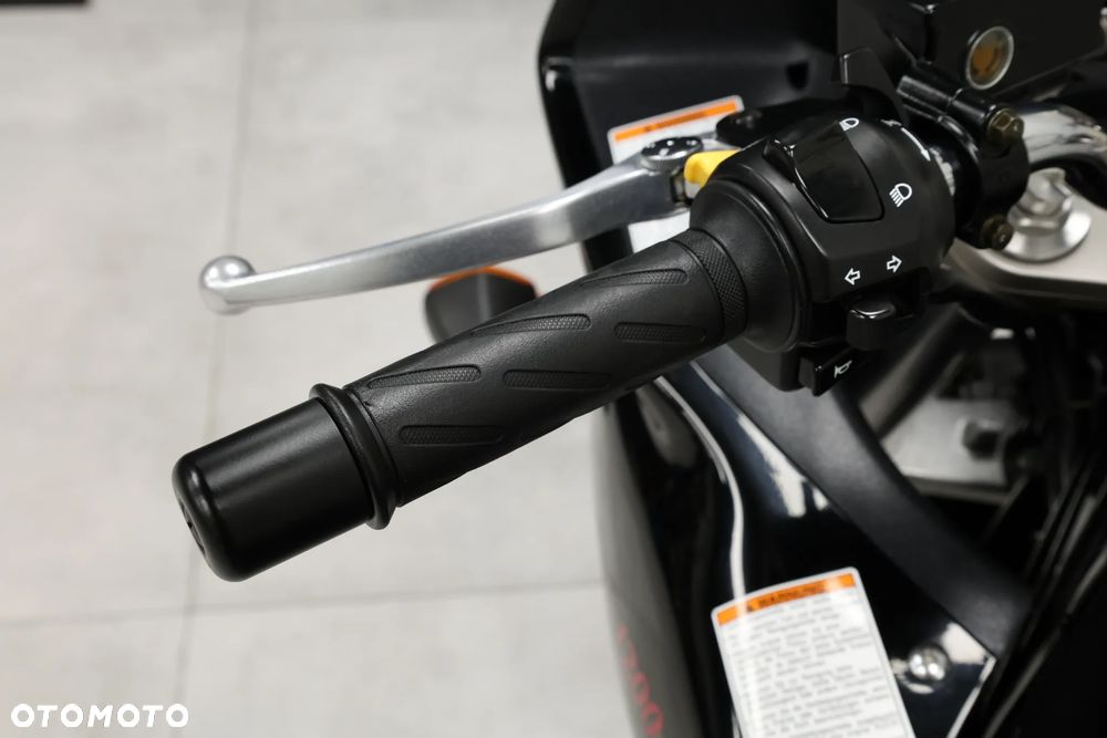Suzuki Bandit - 19
