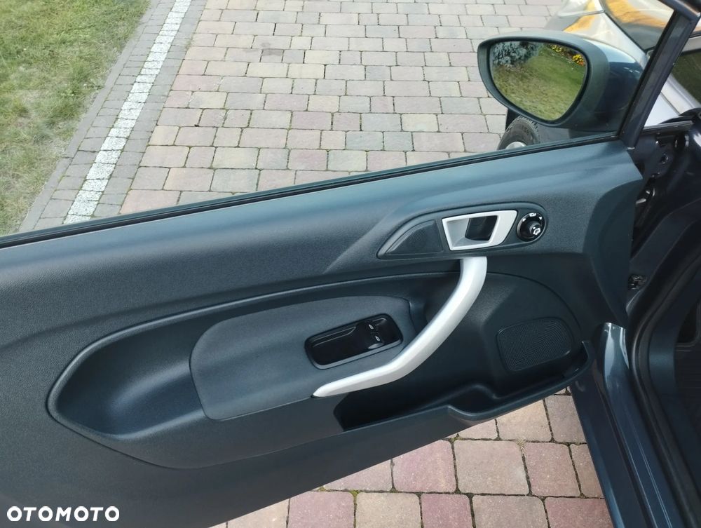 Ford Fiesta - 11