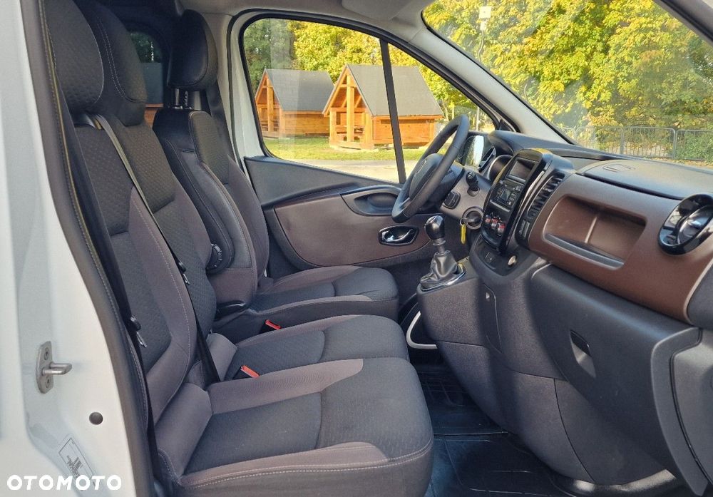 Renault Trafic - 15