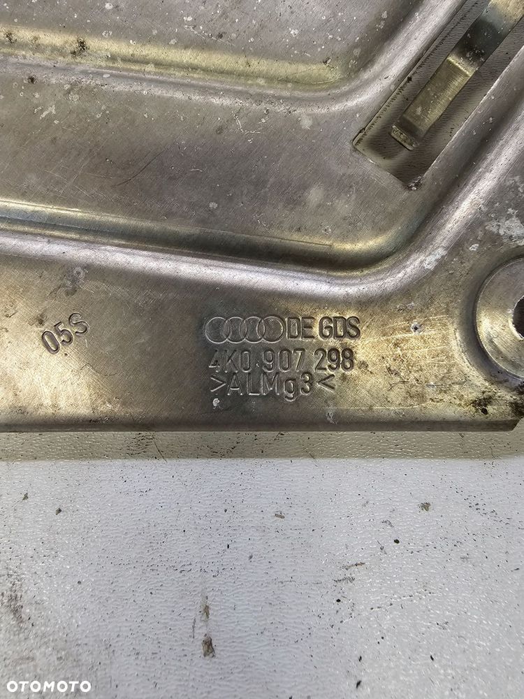 MOCOWANIE PODŁOGI WSPORNIK AUDI A6 C8 4K0907298 - 3