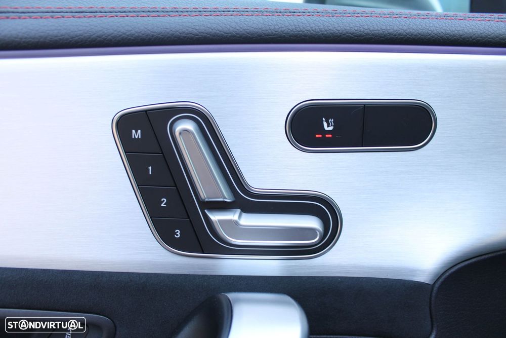 Mercedes-Benz CLA 250 e Shooting Brake AMG Line - 8