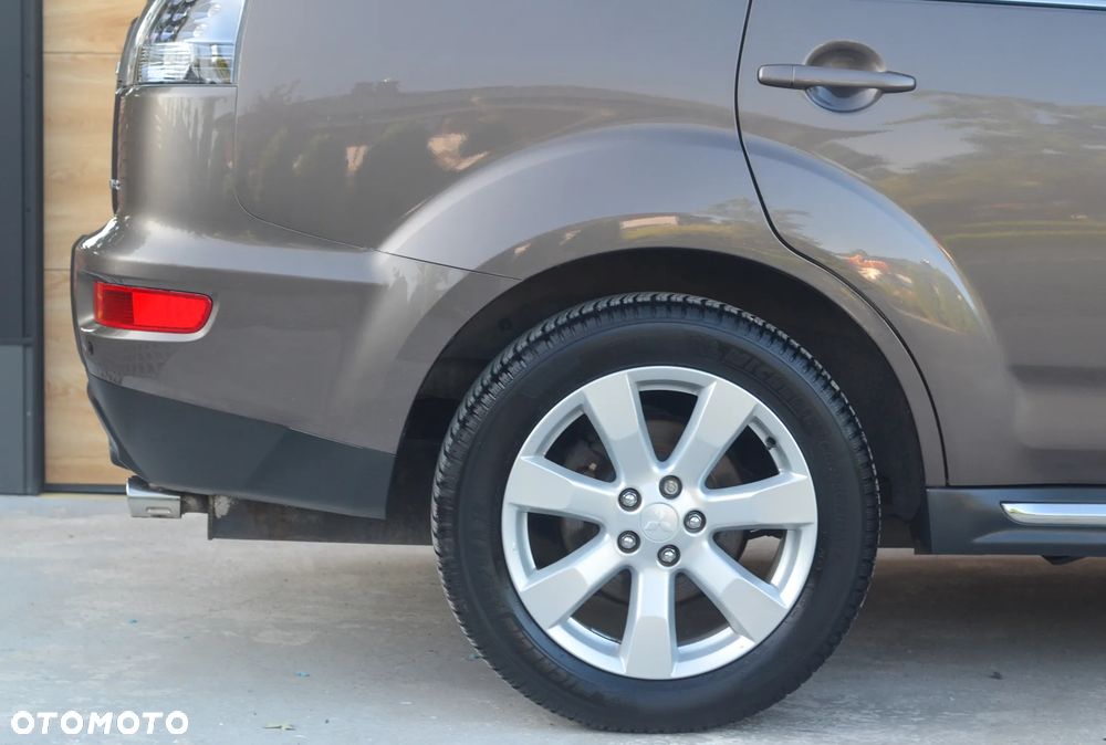 Mitsubishi Outlander 2.2 DID Intense + EU5 TC-SST - 18