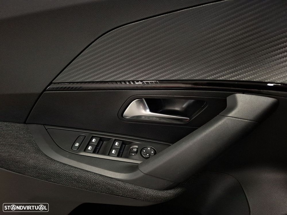 Peugeot 2008 1.2 PureTech Style - 21