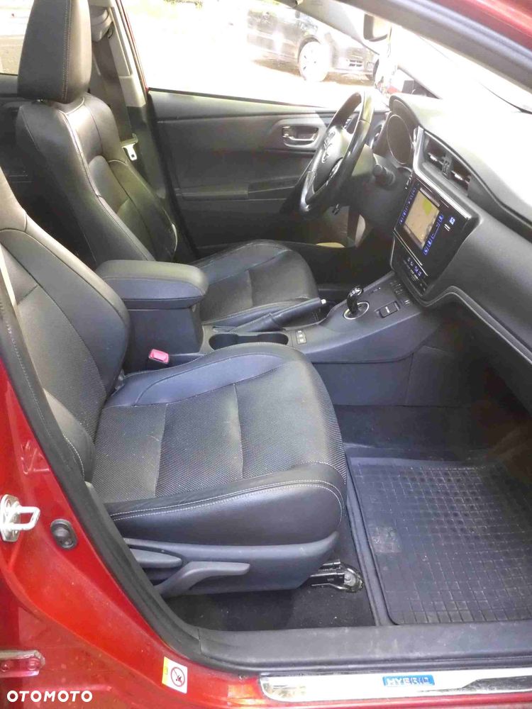 Toyota Auris - 14