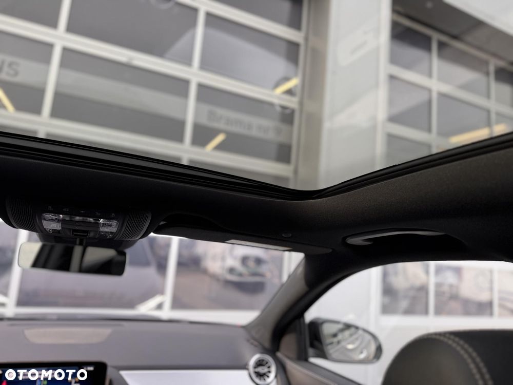 Mercedes-Benz GLA 220 mHEV 4-Matic AMG Line 8G-DCT - 17