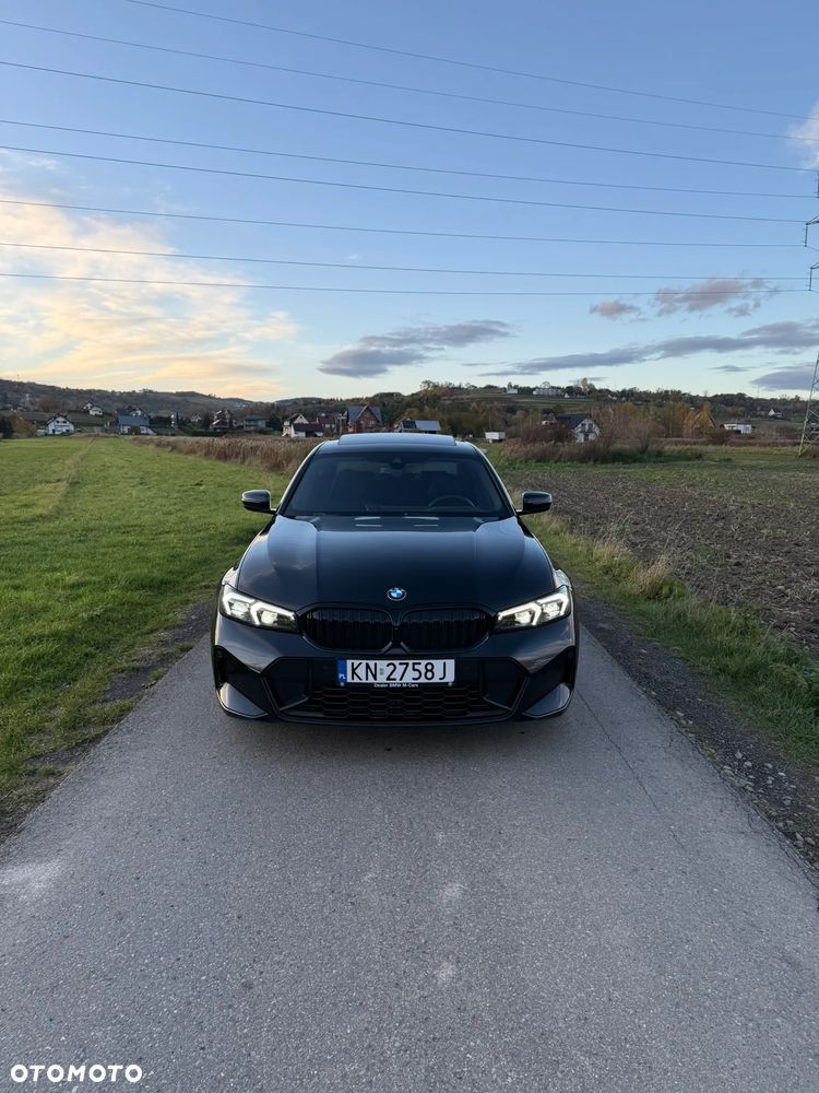 BMW Seria 3 330i xDrive M Sport - 20