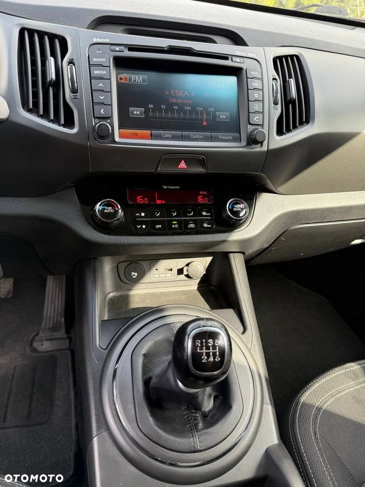 Kia Sportage - 16