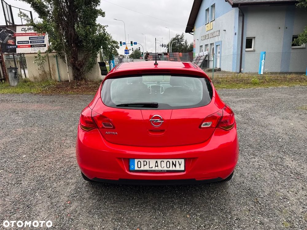 Opel Astra - 9