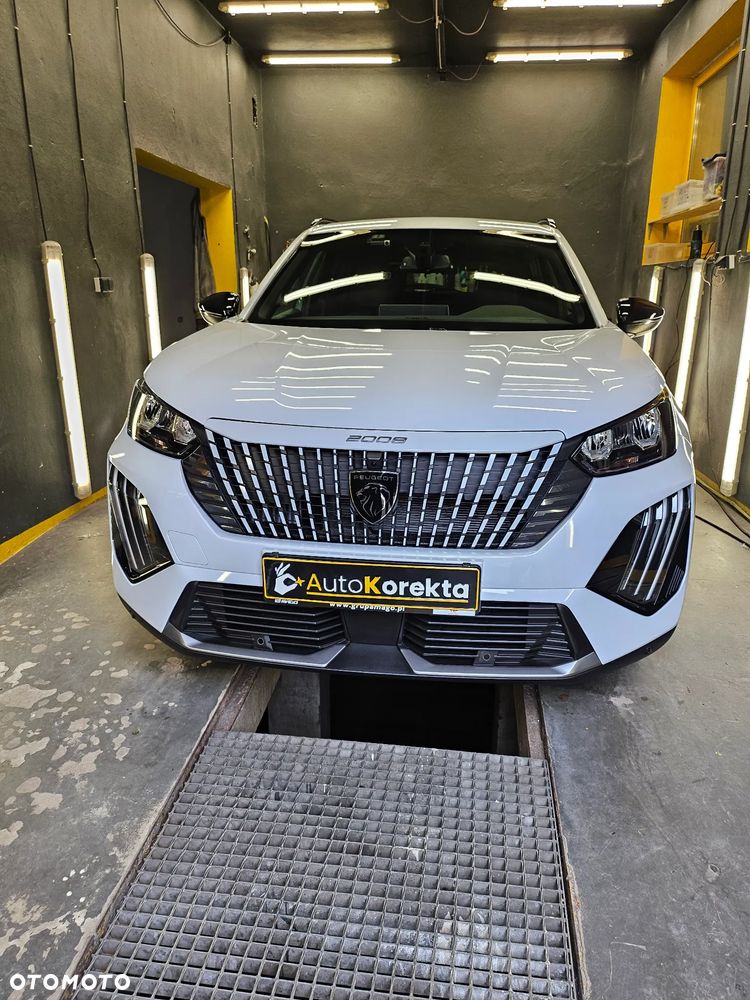 Peugeot 2008 1.5 BlueHDi Allure S&S EAT8 - 21