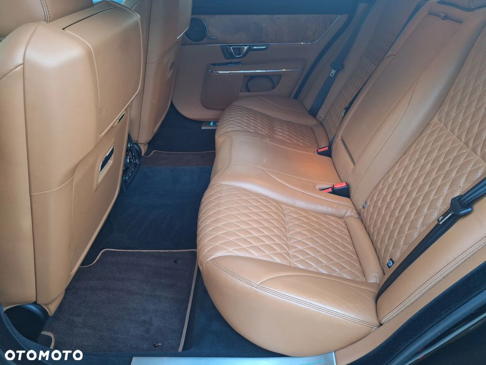 Jaguar XJ 3.0 V6 Kompressor AWD Langversion Portfolio - 31