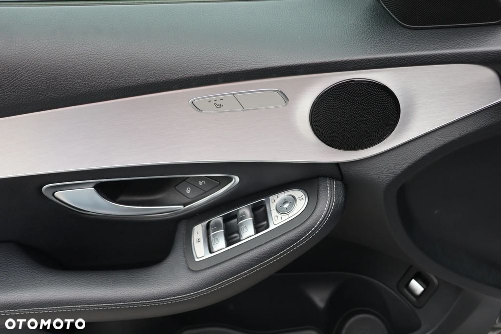 Mercedes-Benz Klasa C 200 d Avantgarde - 13