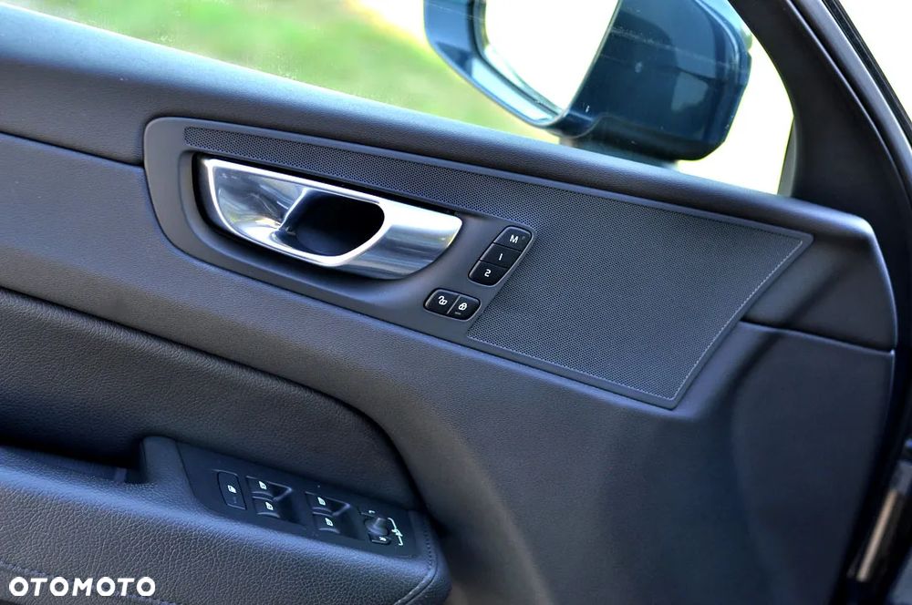 Volvo XC 60 B4 D Geartronic Inscription - 17