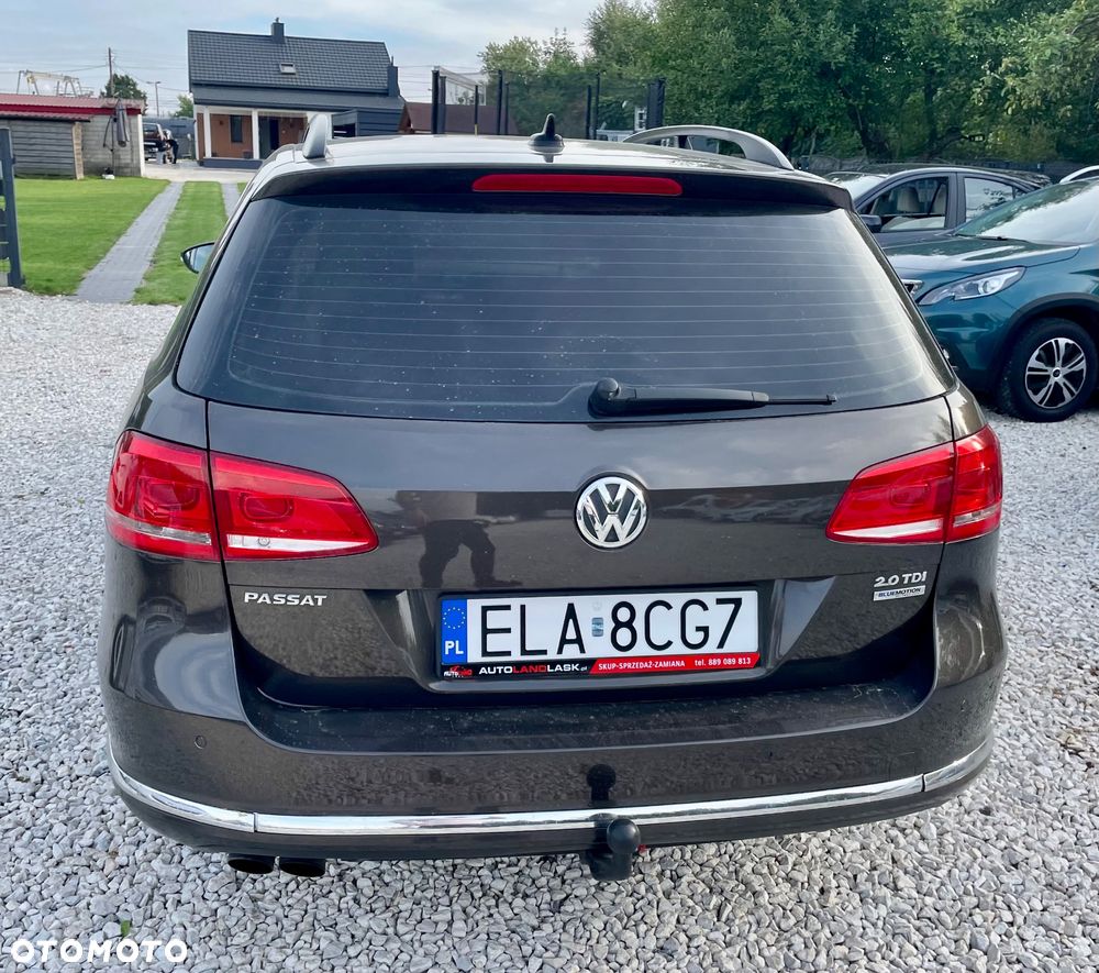 Volkswagen Passat Variant 2.0 Blue TDI DSG SCR Comfortline - 20