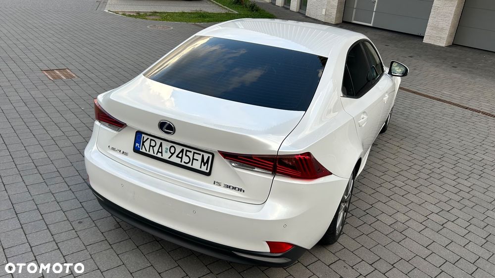 Lexus IS F SPORT - 12