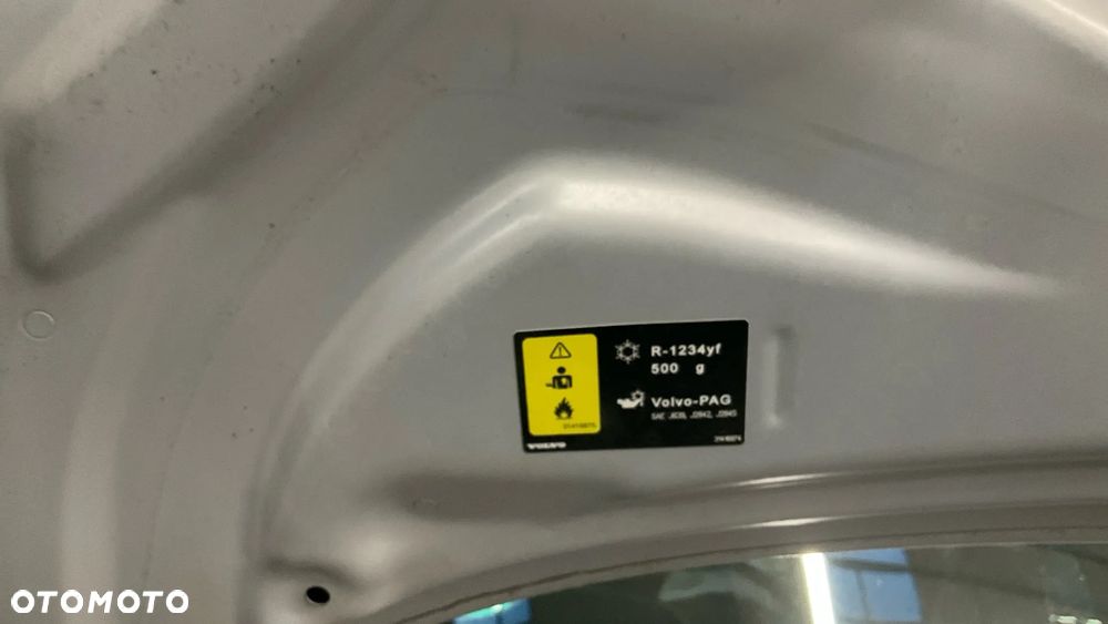 Volvo XC 40 T3 Geartronic RDesign - 16