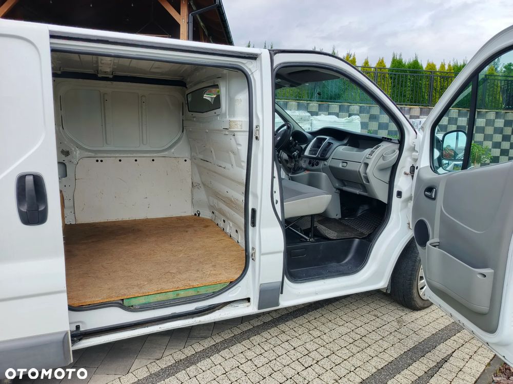 Opel Vivaro - 13