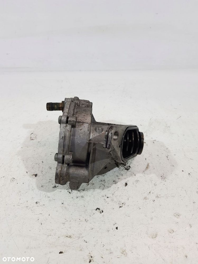 pompa vacum 076145100 vw crafter 2.5 tdi ceb - 3