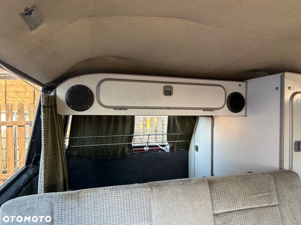 Volkswagen Transporter - 8