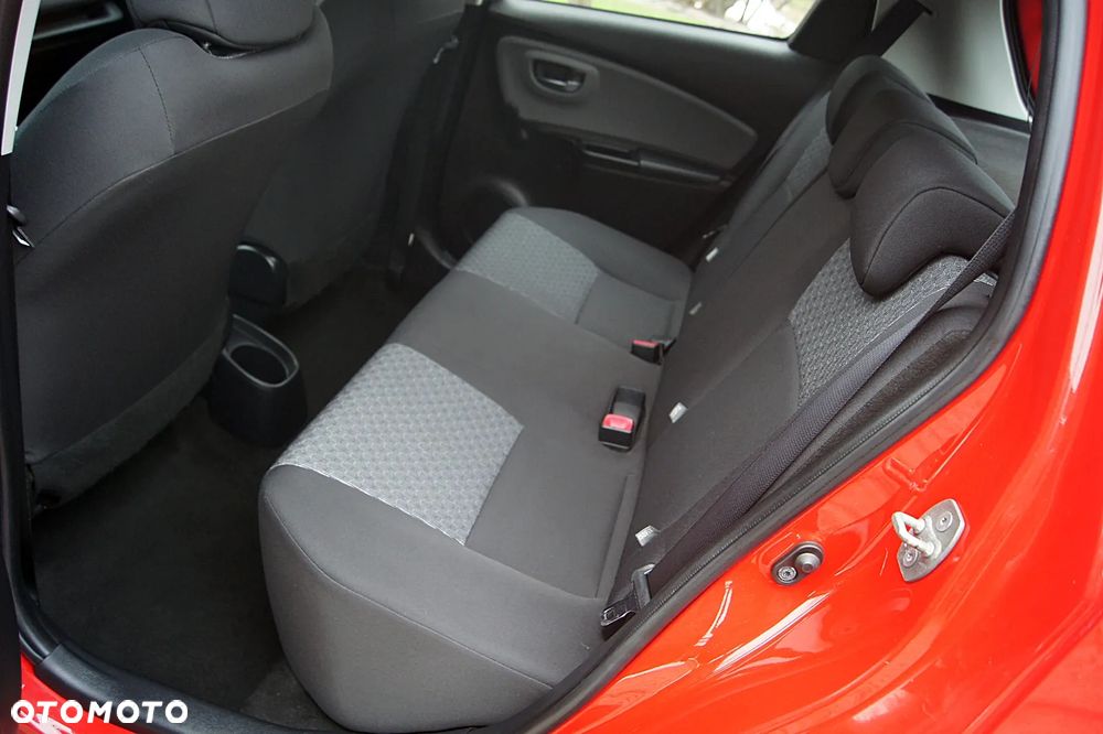 Toyota Yaris 1.33 VVT-i Style - 28