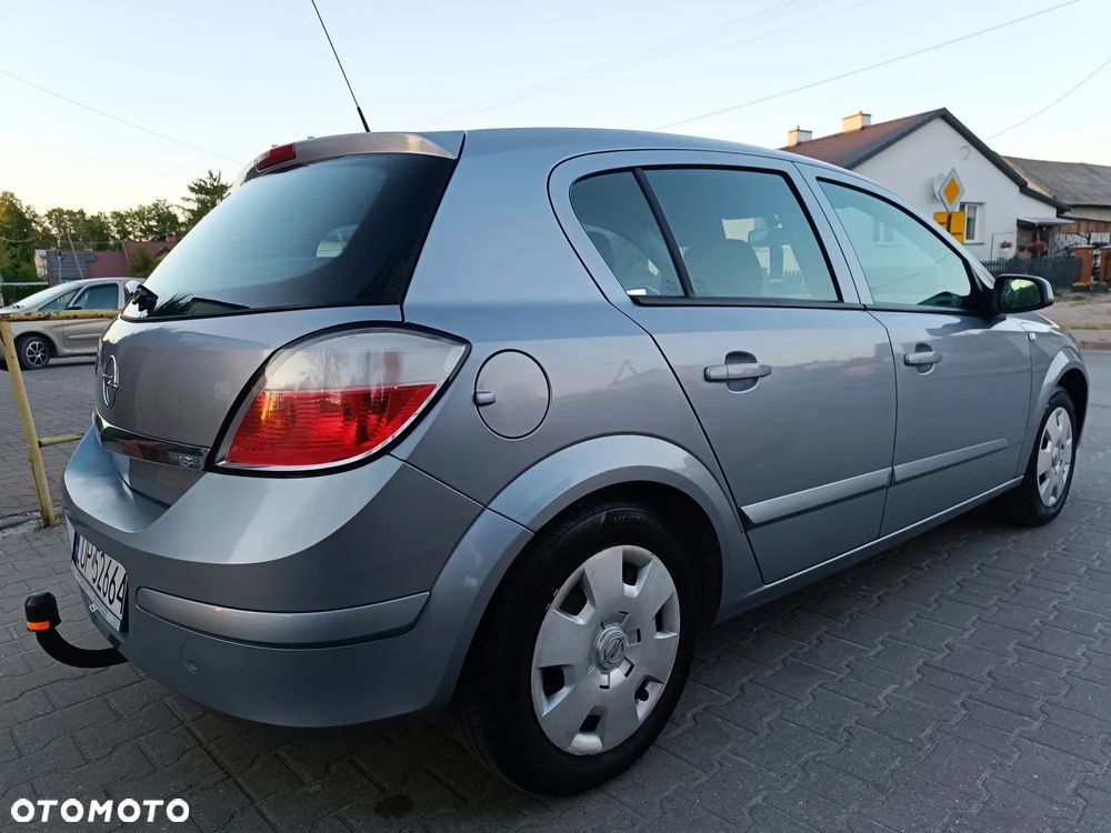 Opel Astra 1.8 Enjoy - 15