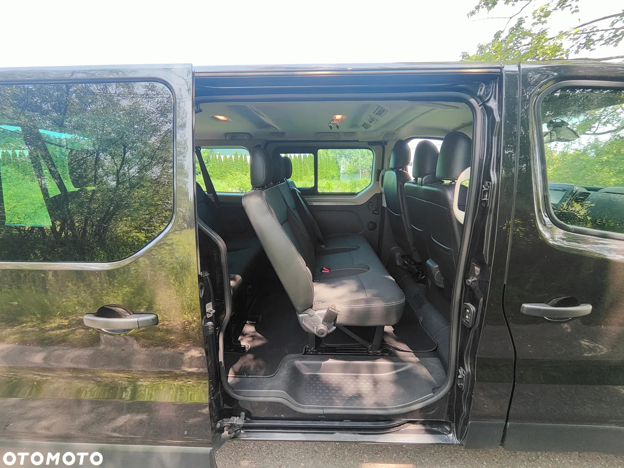 Opel Vivaro - 12