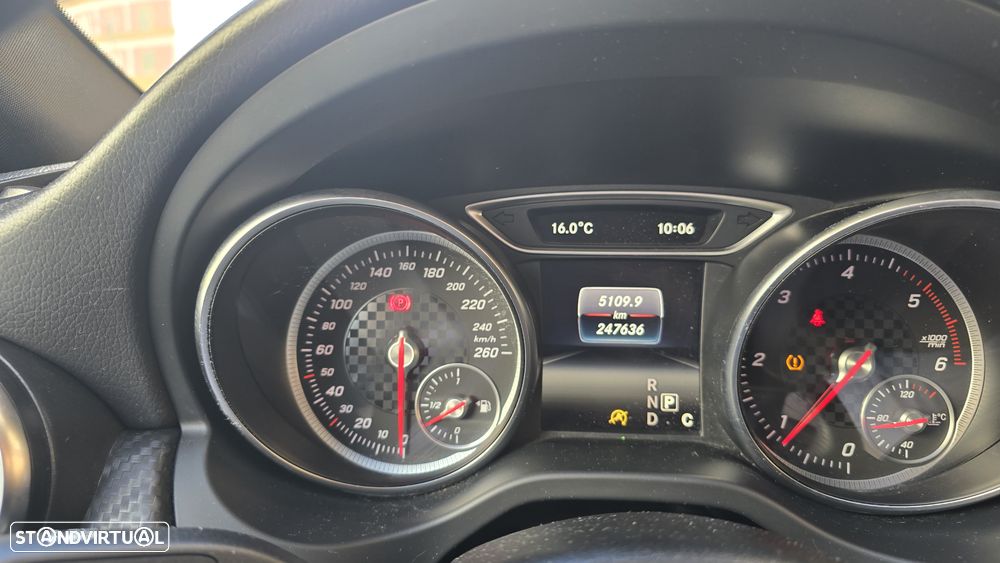 Mercedes-Benz A 180 CDI 7G-DCT AMG Line - 28