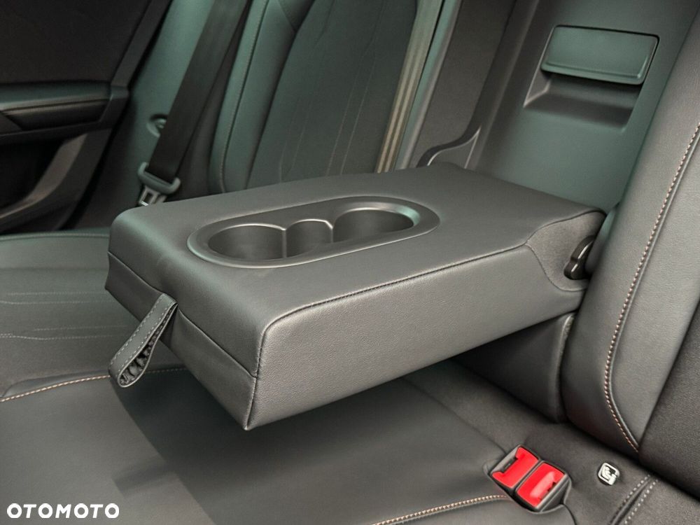 Cupra Formentor 1.5 eTSI mHEV DSG - 37
