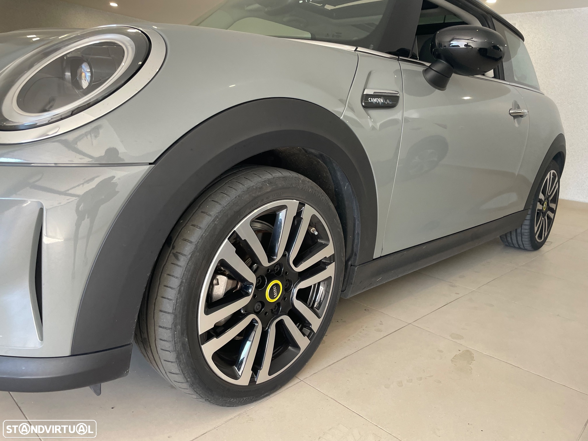 MINI 3 Portas Cooper SE Camden Edition - 13