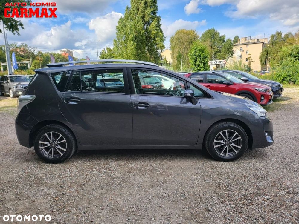 Toyota Verso - 8
